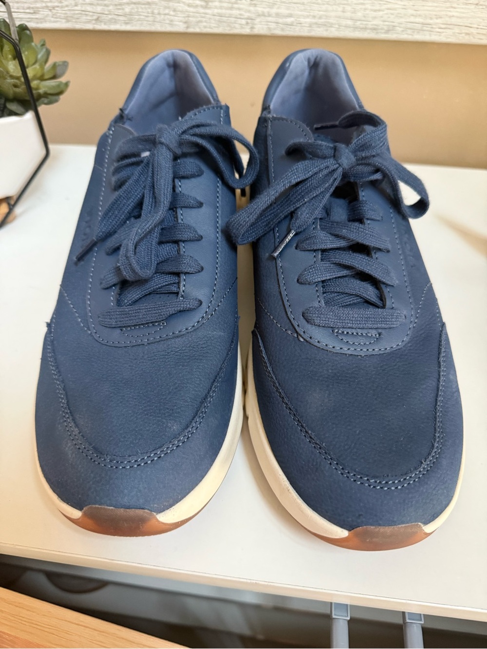 Vionic Navy Blue Lace-Up Women's Uptown Sneakers 11M